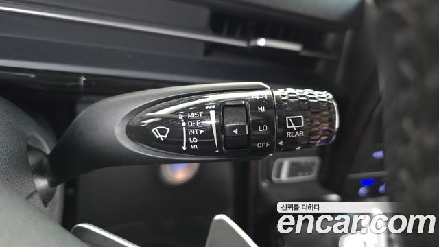 Hyundai Staria 2022 — photo 28