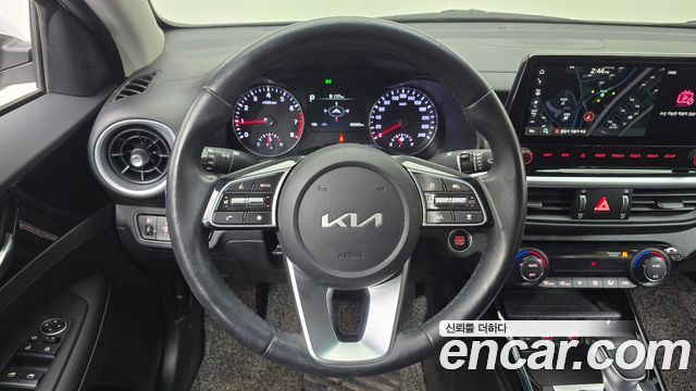Kia K3 2022 — photo 13