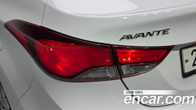 Hyundai AVANTE 2014 — photo 9