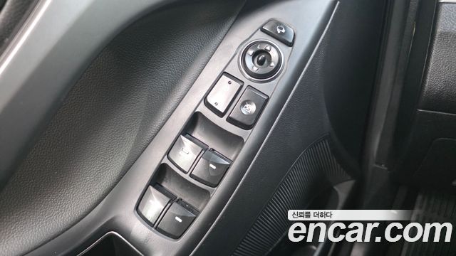 Hyundai AVANTE 2014 — photo 27