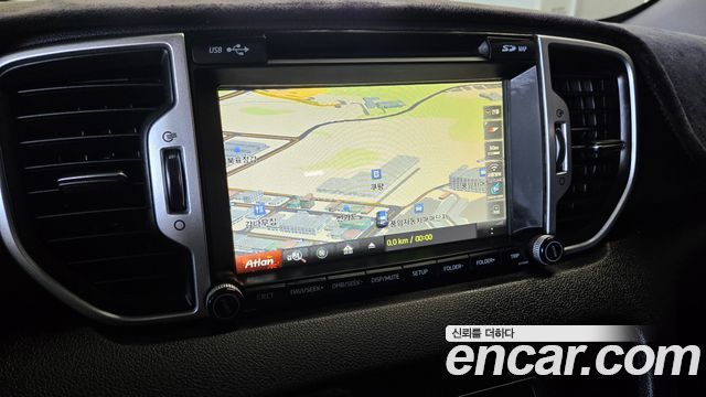 Kia Sportage 2016 — photo 12
