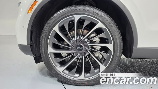 Lincoln Aviator 2023 — photo 19