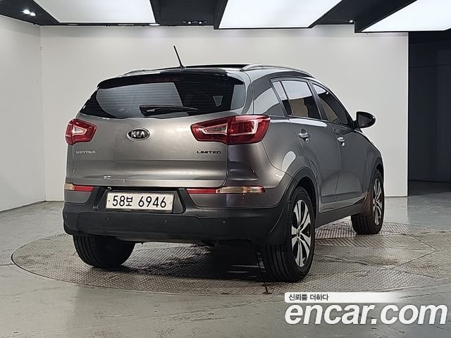 Kia Sportage 2011 — photo 4