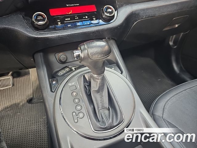 Kia Sportage 2011 — photo 7
