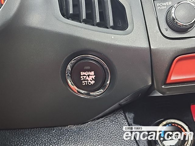 Kia Sportage 2011 — photo 16