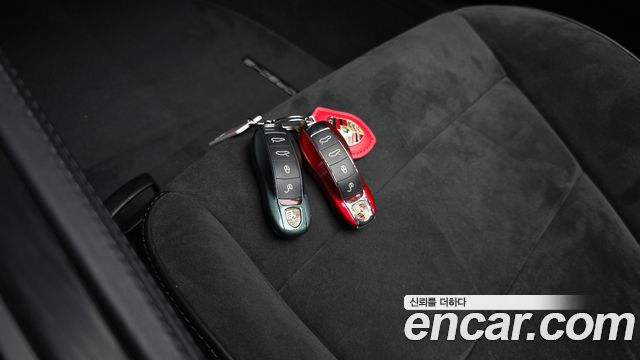 Porsche 718 2019 — photo 18