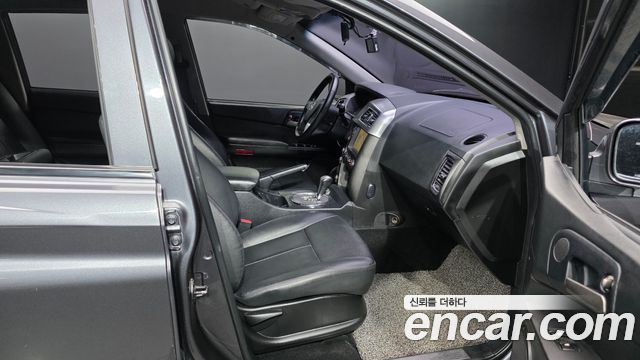 KG Mobility KORANDO 2017 — photo 17