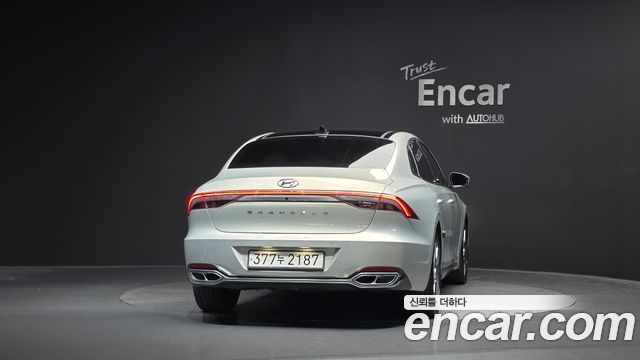 Hyundai Grandeur 2022 — photo 4
