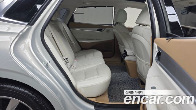 Hyundai Grandeur 2022 — photo 17