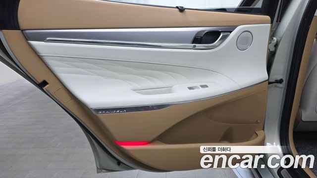 Hyundai Grandeur 2022 — photo 15