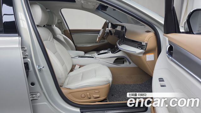 Hyundai Grandeur 2022 — photo 16
