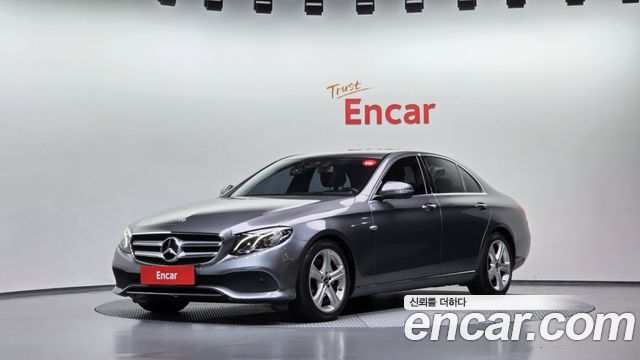 Mercedes-Benz E-Class 2018 — photo 1