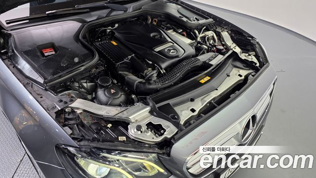Mercedes-Benz E-Class 2018 — photo 6