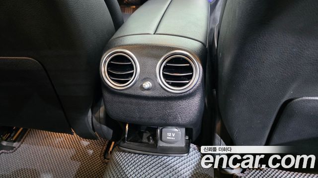 Mercedes-Benz E-Class 2018 — photo 33