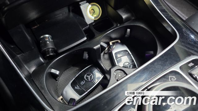 Mercedes-Benz E-Class 2018 — photo 35