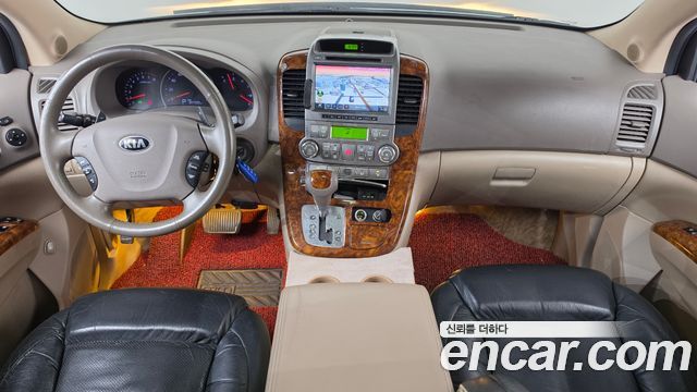 Kia Canival 2014 — photo 10
