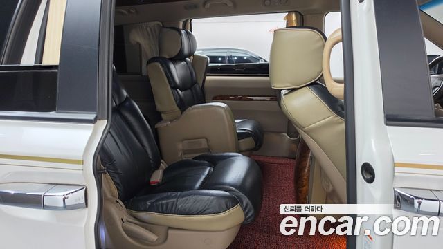 Kia Canival 2014 — photo 17