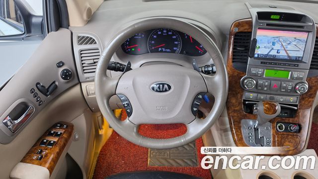 Kia Canival 2014 — photo 19