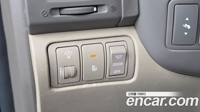 Kia Canival 2014 — photo 24