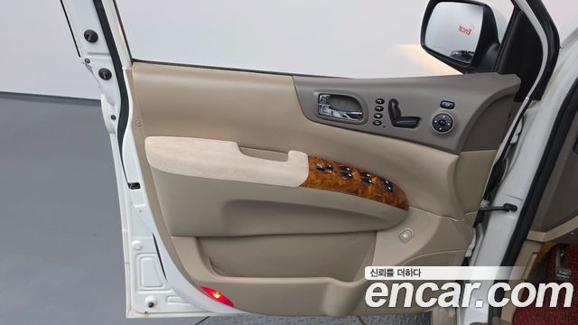 Kia Canival 2014 — photo 14