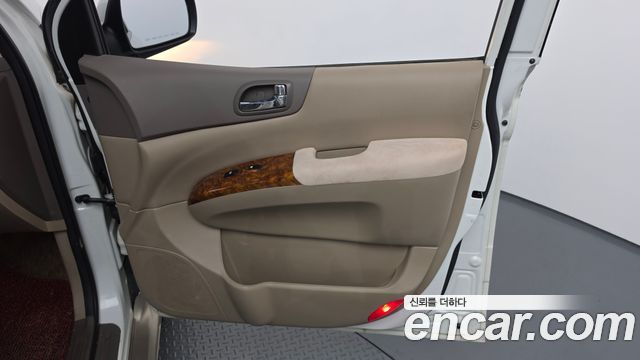 Kia Canival 2014 — photo 15