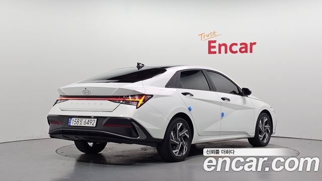 Hyundai AVANTE 2024 — photo 2