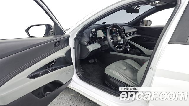 Hyundai AVANTE 2024 — photo 13