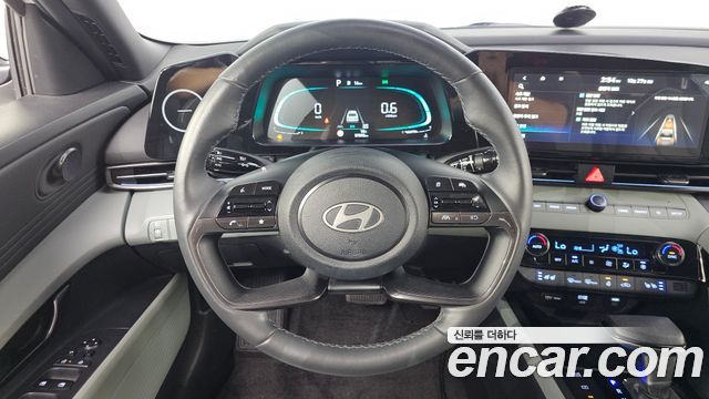 Hyundai AVANTE 2024 — photo 19