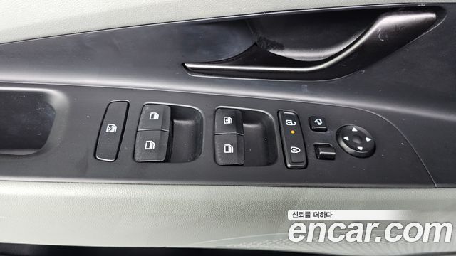 Hyundai AVANTE 2024 — photo 23
