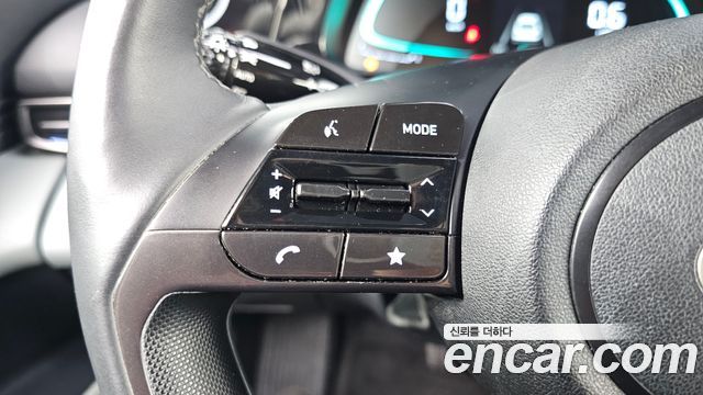 Hyundai AVANTE 2024 — photo 25
