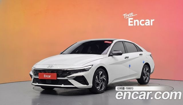 Hyundai AVANTE 2024 — photo 1