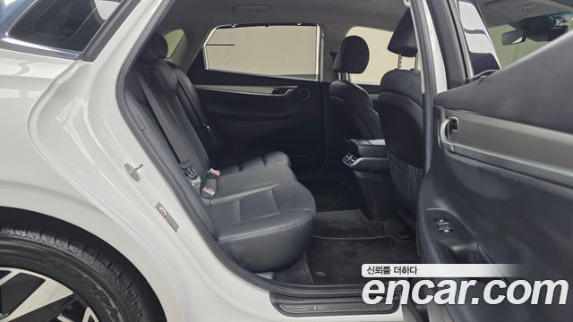Hyundai Grandeur 2023 — photo 17