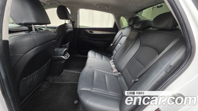 Hyundai Grandeur 2023 — photo 18