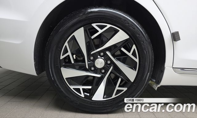 Hyundai Grandeur 2023 — photo 7