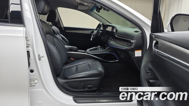 Hyundai Grandeur 2023 — photo 16