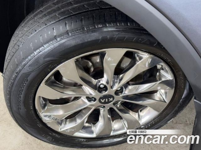 Kia Sorento 2018 — photo 20