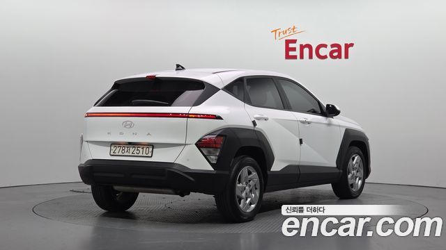 Hyundai Kona 2023 — photo 2
