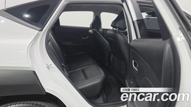 Hyundai Kona 2023 — photo 23