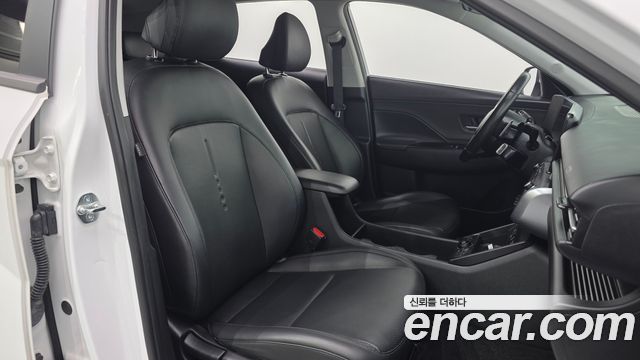 Hyundai Kona 2023 — photo 24