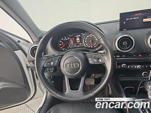 Audi A3 2020 — photo 9