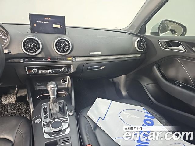 Audi A3 2020 — photo 10