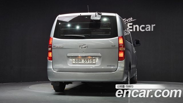 Hyundai Starex 2019 — photo 4