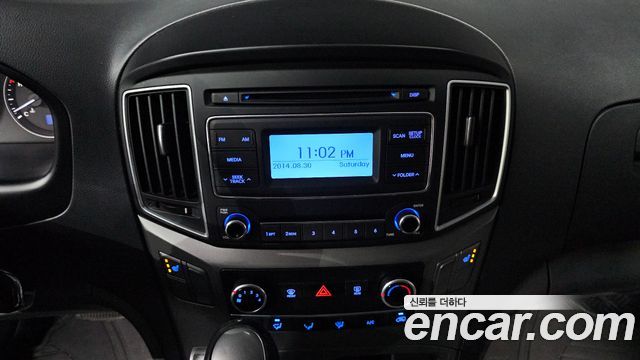 Hyundai Starex 2019 — photo 14