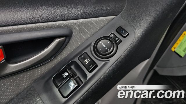 Hyundai Starex 2019 — photo 15