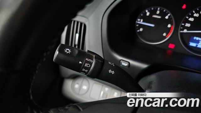 Hyundai Starex 2019 — photo 17