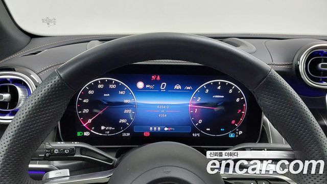 Mercedes-Benz GLC-Class 2026 — photo 8