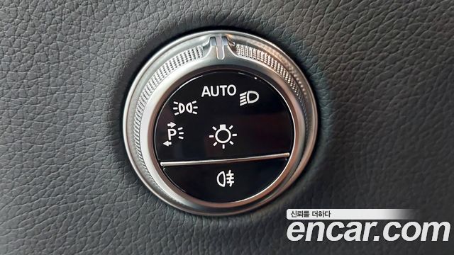 Mercedes-Benz GLC-Class 2026 — photo 20