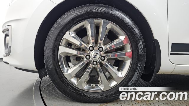 Kia Canival 2016 — photo 5