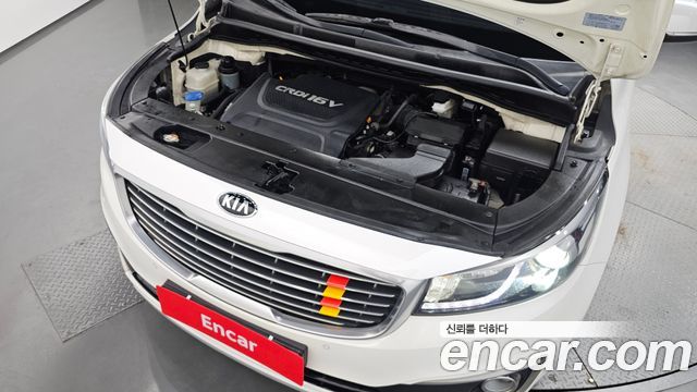 Kia Canival 2016 — photo 6