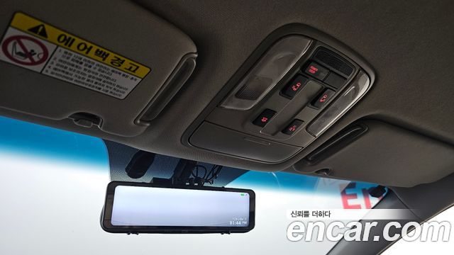 Kia Canival 2016 — photo 13